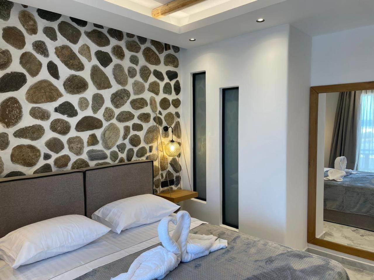 Latramys Suites Микри Вигла Екстериор снимка